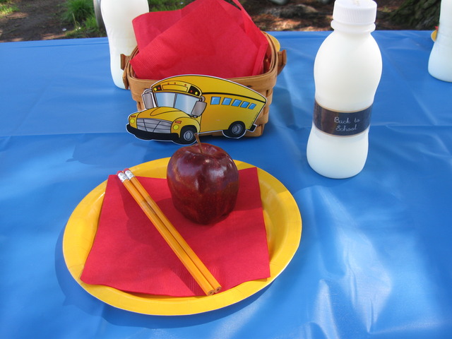 “Снова в школу”: пикник в честь нового учебного года
