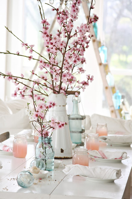 Весенний декор стола